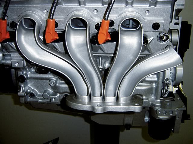 LS7exhaustmanifoldcutaway.jpg